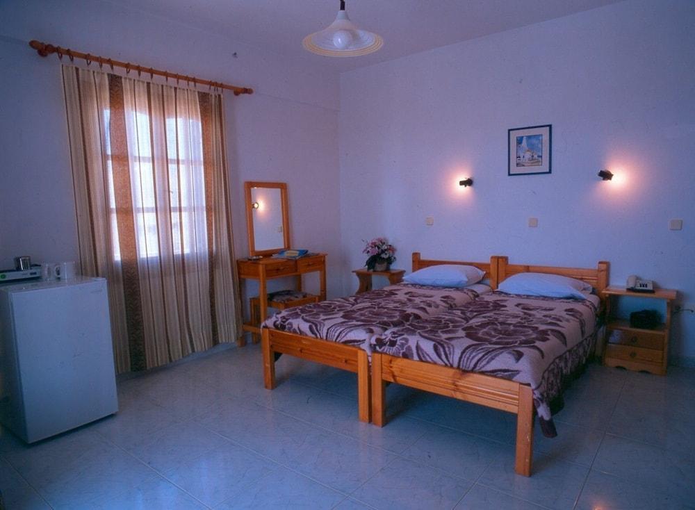 Ocean View Hotel Naxos City Bagian luar foto